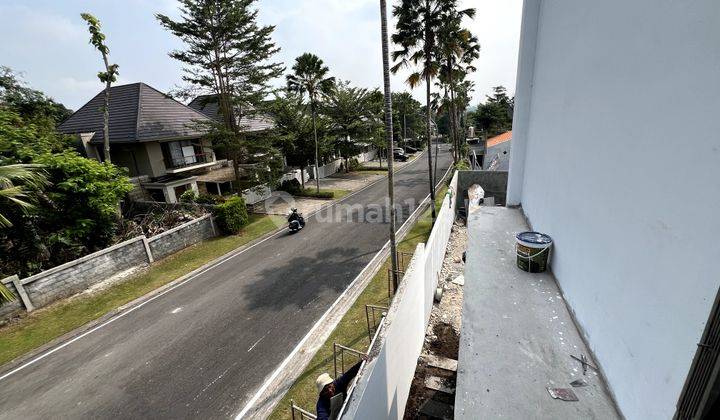 Rumah Mewah 2 Lantai Dekat Malioboro Bonus Private Pool 2