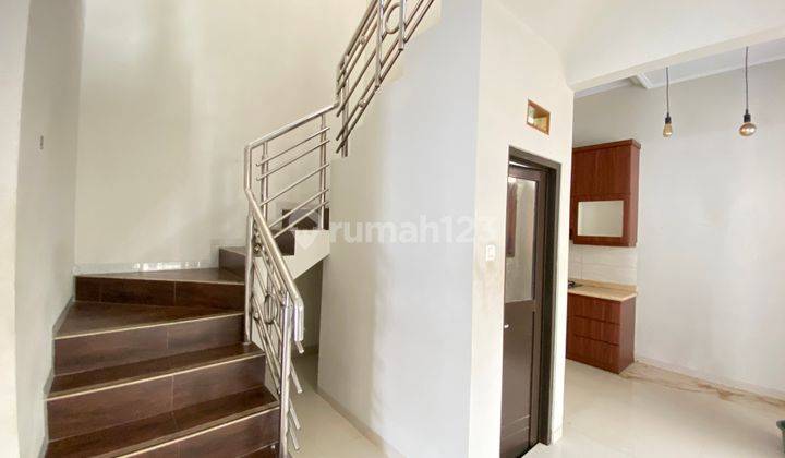 Sewa Rumah Mewah High Ceiling Di Jagakarsa Jakarta Selatan 7