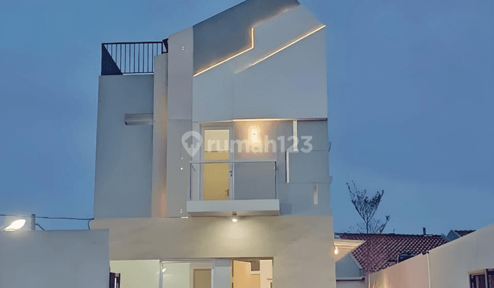 Townhouse Minimalis Mewah Disisi Jalan Jagakarsa Jakarta Selatan 1