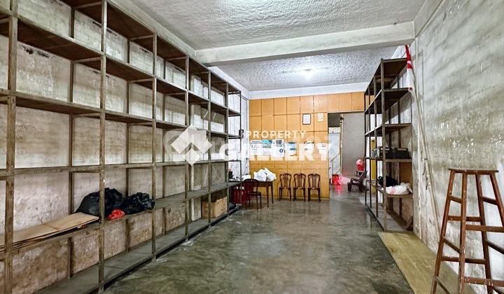 Rumah Jalan Indragiri Asia Thamrin Medan 8