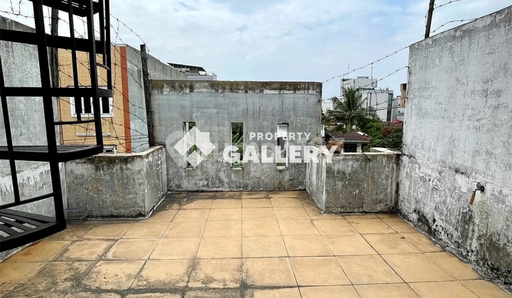 Rumah Jalan Karya Setia Karya Amir Hamzah Medan 11