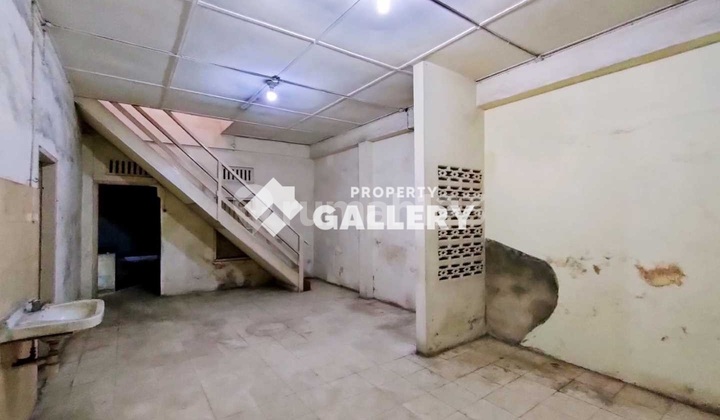 Rumah Jalan Meranti Sekip Gatot Subroto Medan 9