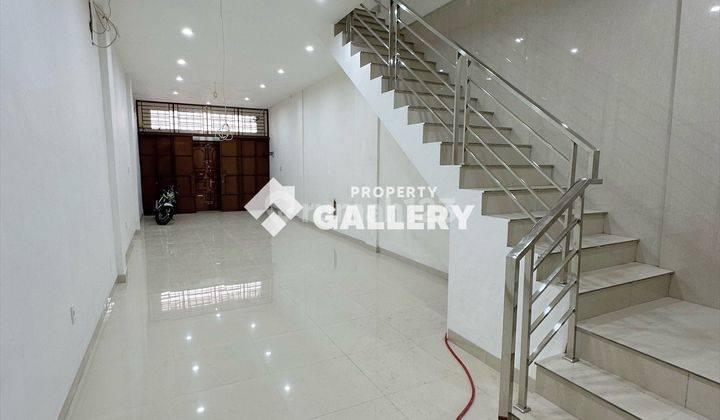 Ruko Jalan S. Parman Kapten Maulana Lubis Glugur Medan 5