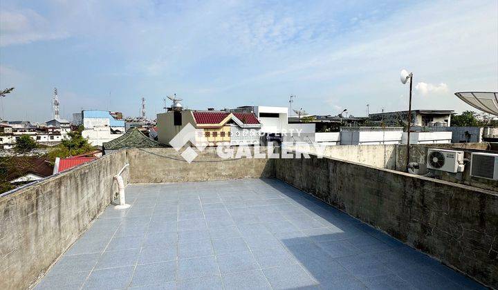 Ruko Jalan S. Parman Kapten Maulana Lubis Glugur Medan 9