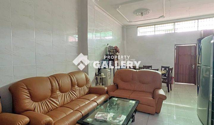 Rumah Komplek Deli Indah 5 Yos Sudarso Brayan Medan 3