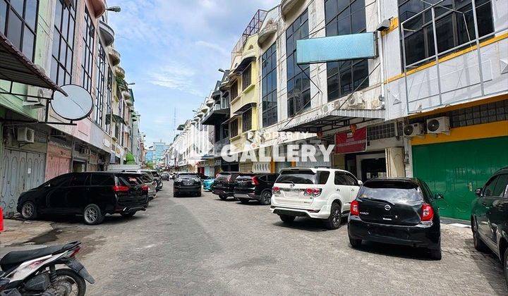 Ruko Gandeng Komplek Multatuli Dekat Daerah Warkop Medan 3