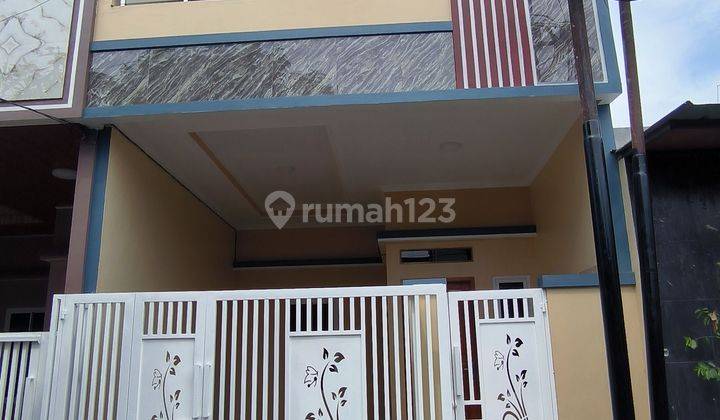 Dijual Rumah Baru 2 Lt Cantik Design Minimalis Berkualitas Lokasi Bagus 1