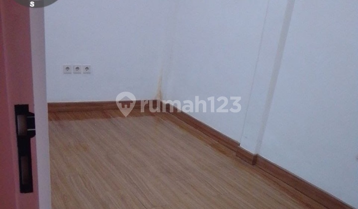 For Rent Per Year 2.5-Story Shop House in Poris Paradise Exclusive Ready for Business on a Busy Street 2