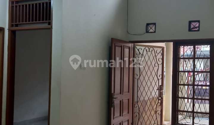 Dijual Cepat Rumah 2 Lantai Luas 90M2 Harga Oke di Banjar Wijaya Dijual Cepat Rumah 2 Lantai Luas 90M2 Harga Oke di Banjar Wijaya