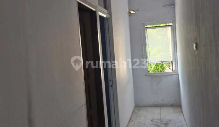 For Rent 2-Story Shop House Good Location Poris Indah Area 90m2 Ready for Business 2