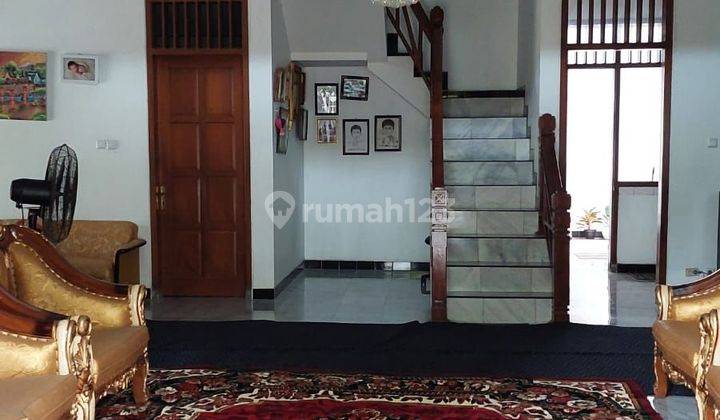 Duren Sawit, DI SEWAKAN RUMAH ASRI, BAGUS, HOOK,  Full Furnished. Bisa Untuk kantor/tempat tinggal  2