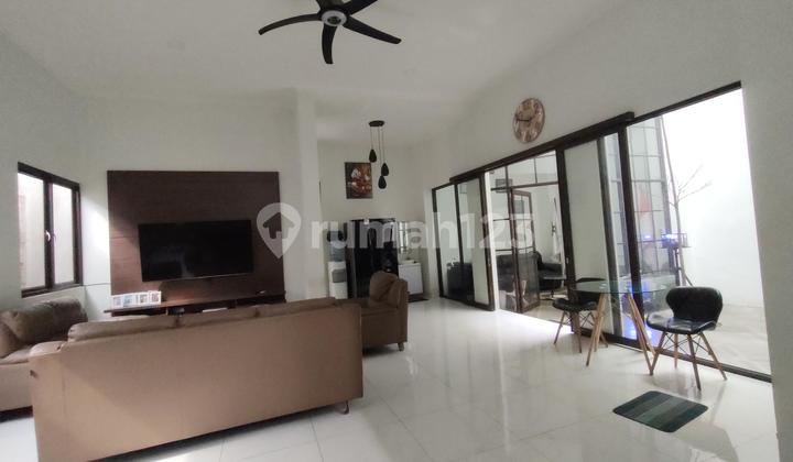 Rumah Mewah & Luas di Jatibening Baru - Pondok Gede, Bekasi Lt 154 ,Lb ±360 ,Shm ,Harga Nego 2