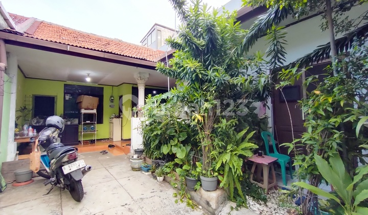 Rumah Murah Jual Cepat, Pinggir Jalan Lokasi Deket Pasar Sunan Giri,Dekat LRT, Dekat Rs Persabahatan, Lokasi Startegis Rumah Murah Jual Cepat, Pinggir Jalan Lokasi Deket Pasar Sunan Giri,Dekat LRT, Dekat Rs Persabahatan, Lokasi Startegis