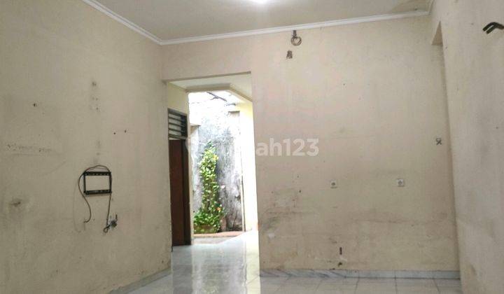 Sewa Rumah Murah, Komplek Ptb, Akses Jalan 3 Mobil , One Gate Deket Bkt, Aman Tidak Banjir. Nyaman 2