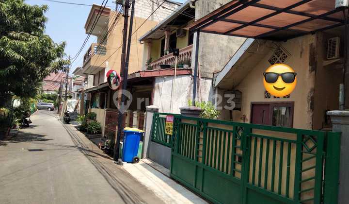 Rumah Murah Duren Sawit, Rumah Tua Dalam Komplek,Jual Murahhh, Deket Bkt, Deket Jln Kol.sugiono, ,Deket Stasiun Klender. Dekat Bkt 2