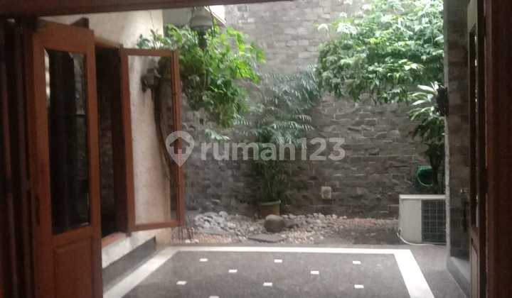 Rumah Ancol, Jakarta Utara SHM Terenovasi Unfurnished