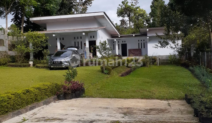 Dijual Villa di Jl. Puncak Kana Bawah (Villa di Cibadak), SHM 3