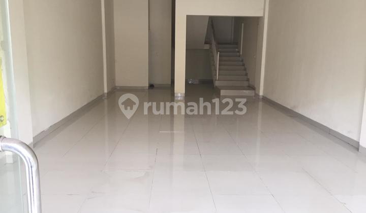 Ruko Orchard Kelapa Gading, Jakarta Utara Terenovasi 306 M2 Lebar 6. 3Lantai