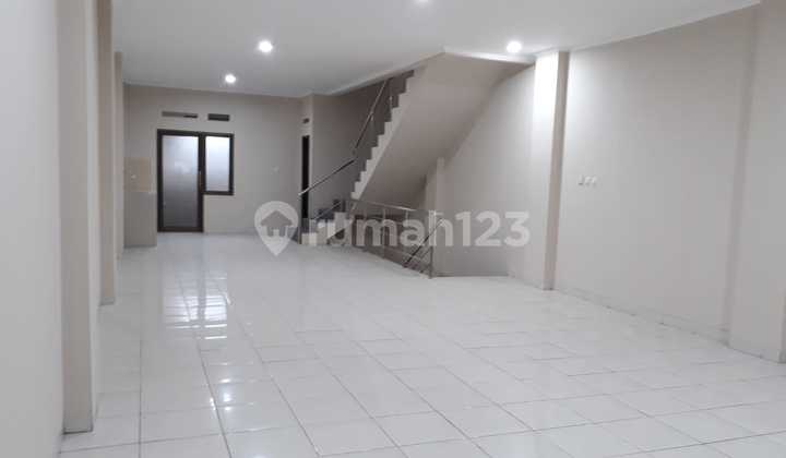 Nice 300 m2 SHM Cijerah, Bandung Ruko ready to occupy and in good condition 2