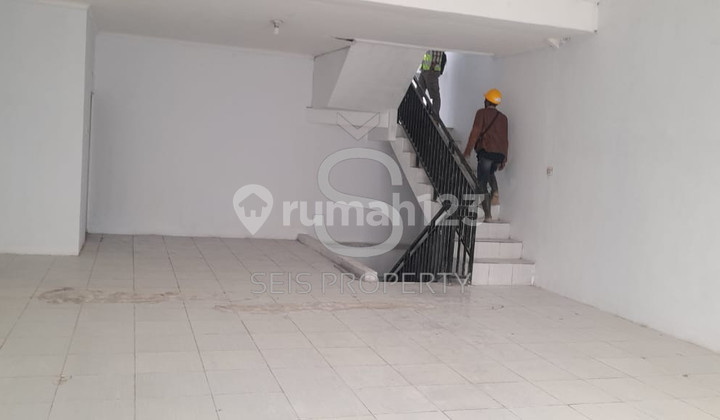 Ruko Butuh Minim Renovasi 120 m2 Cimahi Selatan, Cimahi SHM
