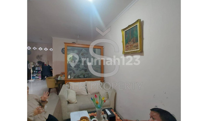Rumah Bagus Unfurnished HGB Ciwastra, Bandung