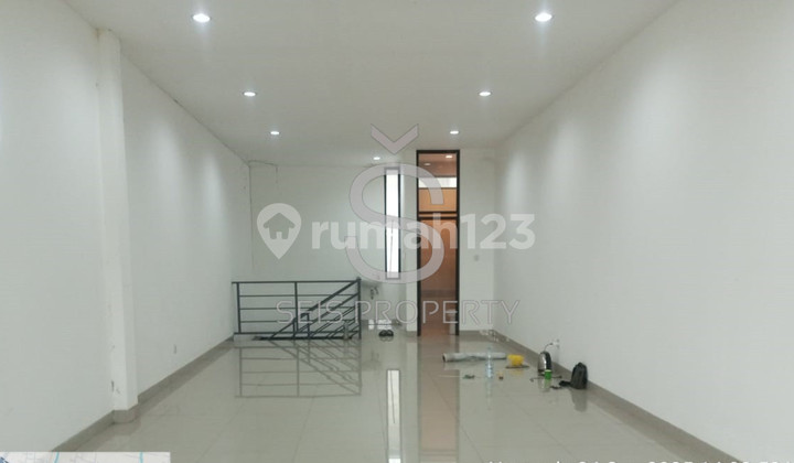 Ruko Bagus 159 m2 SHM Kopo, Bandung area sadang siap pakai