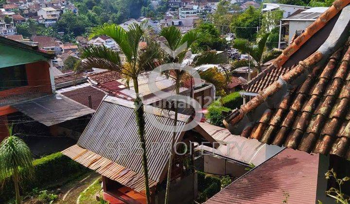 Rumah 2 Lantai Bagus Unfurnished SHM di Dago, Bandung 2