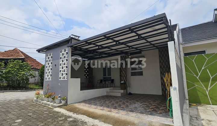 Rumah Bagus Ngamprah, Bandung Barat SHM posisi hook