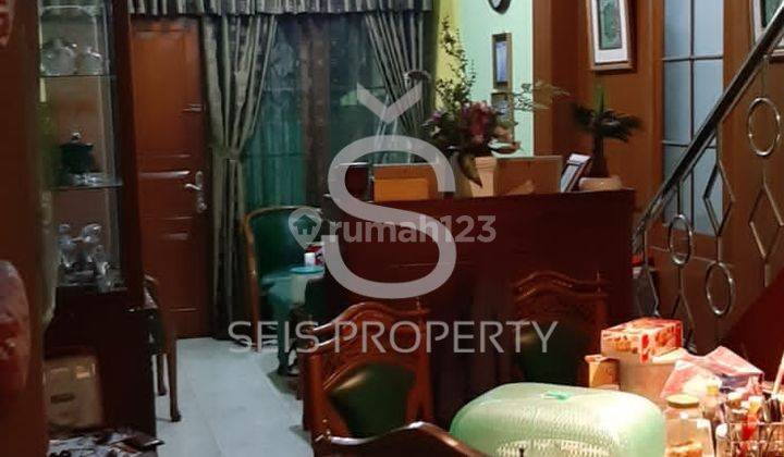 Rumah 2 Lantai Bagus SHM di Jll. Gunung Batu Dalam, Cimahi 1