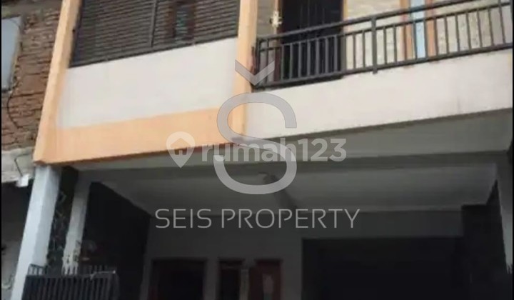 Rumah Bagus Unfurnished Cibeunying Kidul, Bandung SHM 2