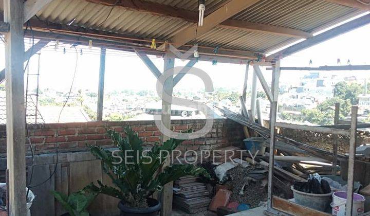 Rumah 3 Lantai Bagus SHM di Cimenyan, Bandung Siap Huni 2