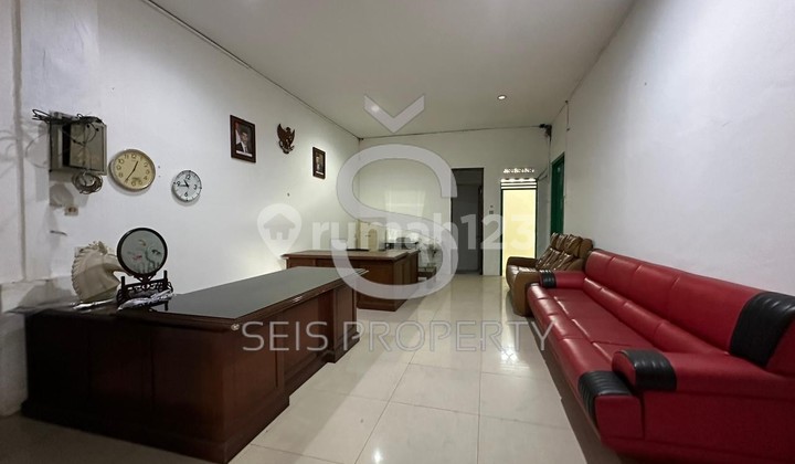 Gudang Butuh Minim Renovasi Bandung Kulon, Bandung 1500 m2 SHM 2