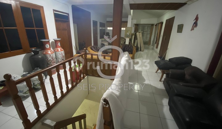 Rumah Bagus Semi Furnished SHM di Mainroad Kopo Bandung, Bandung 2