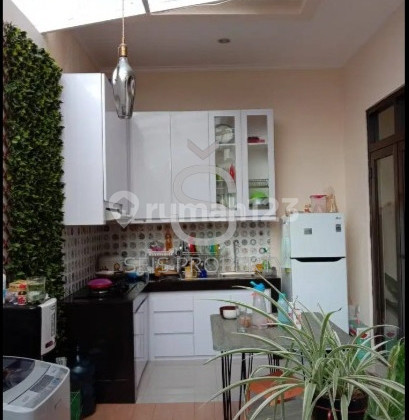 Rumah Bagus Semi Furnished di billabong residence, Bandung 2