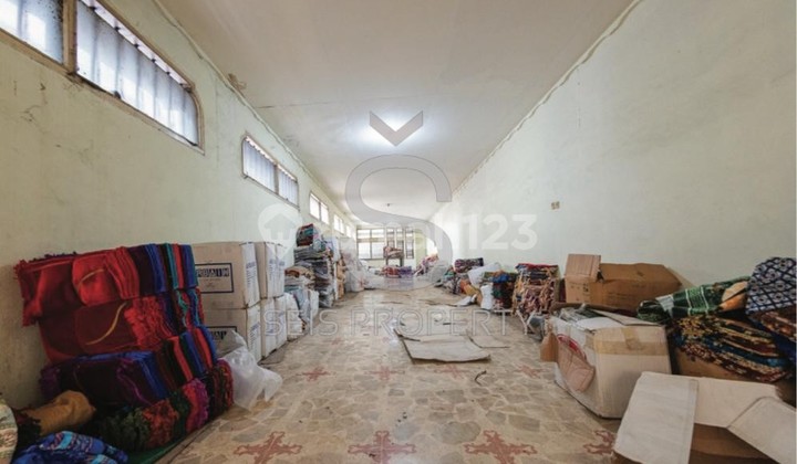 Minimal Renovation Shop-House 1440 m2 Andir, Bandung with 11 bedrooms, Certificate of Ownership (SHM) 1