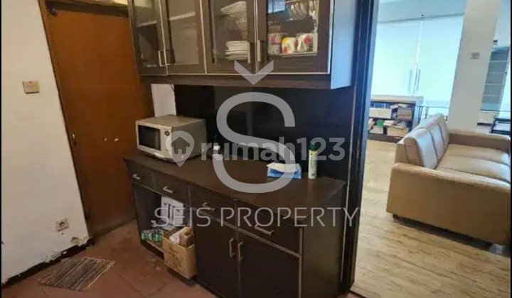 Rumah Bagus Semi Furnished SHM Pasteur, Bandung 2