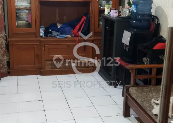 House in Geger Kalong alley suitable for boarding, Bandung SHM.