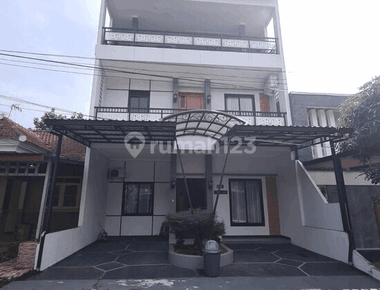 Rumah Furnished View Gunung Di Sentul City Cluster Besakih 1