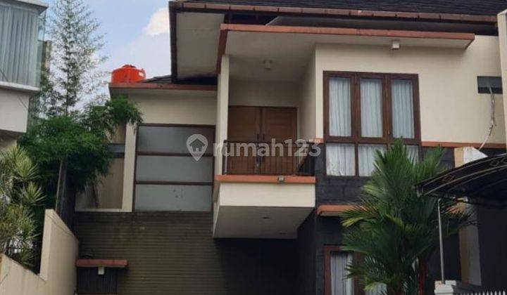 Jual Rumah 2 Lantai Di Istana Regency 2 Pasteur 1