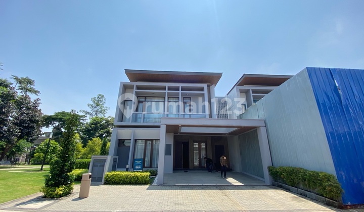 Rumah 4 Carport Dijual Cepat Di Gading Serpong