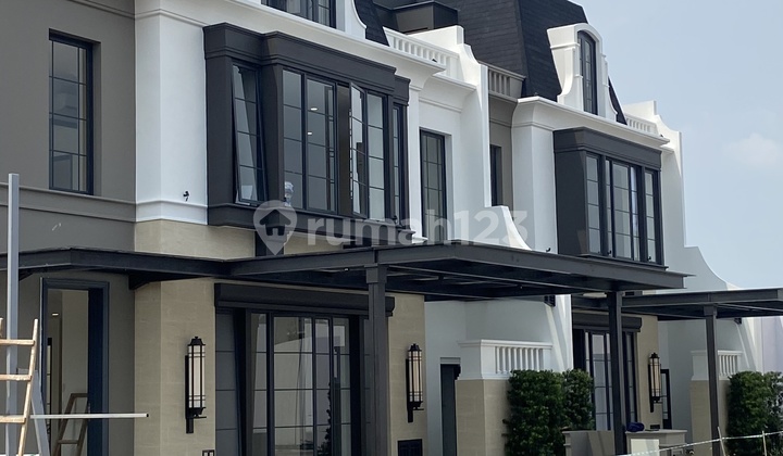 Dijual Cepat Rumah Ala Paris 3 Lantai Sebelah The Springs Dijual Cepat Rumah Ala Paris 3 Lantai Sebelah The Springs