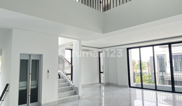 Hoek House Ready to Occupancy 3 Floors Include Elevator in Matera Gading Serpong 2