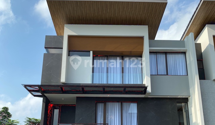 Jual Rugi Rumah The Spring Pake Lift High Ceiling Gading Serpong