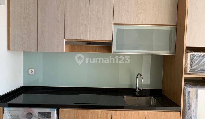 Dijual Cepat Apartemen Menteng Park Daimond Semi Furnish Rp 1,3m 2