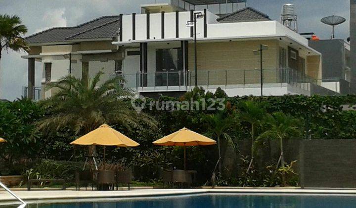 Dijual Rumah Hoek di Golf Lake Residence Cluster Venetian Golf 1