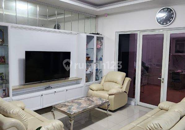 Dijual Cepat Kondisi Bagus Full Furnish Primer Mansion Bandengan 1