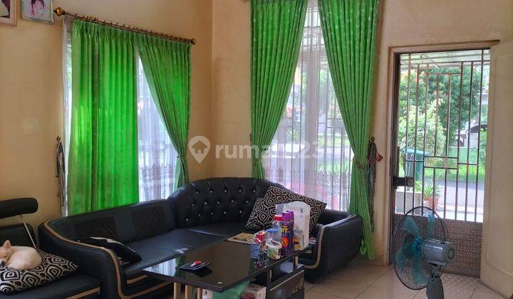 Dijual Rumah Siap Huni di Karawang Hoek Hadap Selatan  2