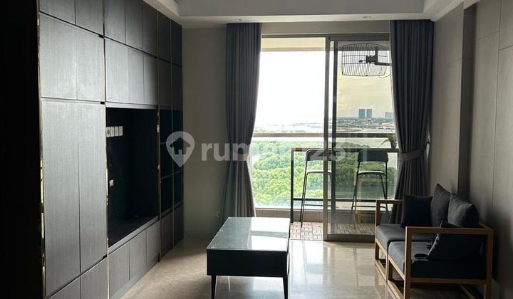 Apartemen Gold Coast Pantai Indah Kapuk Full Furnish 3 kamar