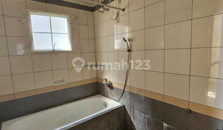 Rumah Pantai Indah Kapuk, Cluster Johar Golf 12x23 Unfurnish 2