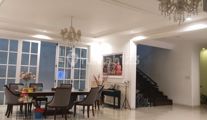 Modernland , dijual rumah taman golf modern model american clasic